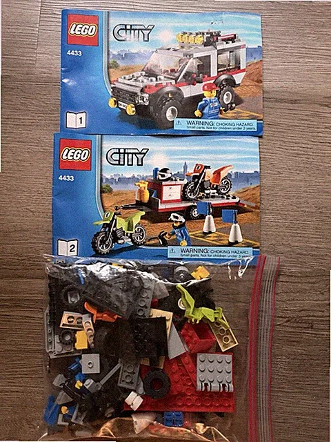 LEGO CITY: Dirt Bike Transporter (4433)