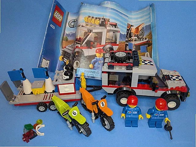 LEGO City: Set 4433 Dirt Bike Transporter - Complete W/ Instructions No Box