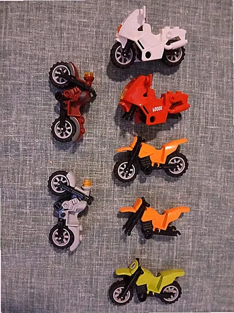 LEGO Motorcycle Lot 7 Bikes Dirt Bike Sport Bike Chopper Mixed Colors