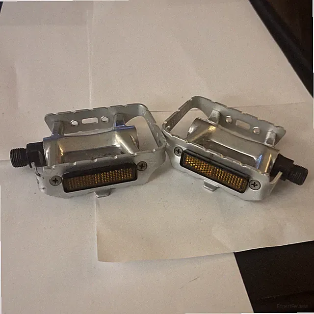 Wellgo LU-944 Mountain Biking Road Touring Pedals 9/16" Silver Color