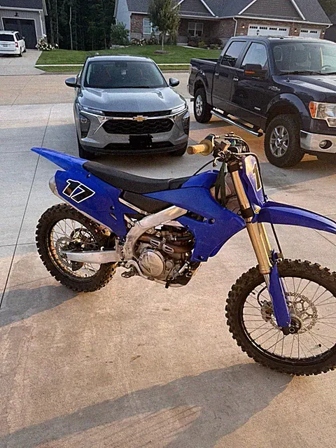 YZ450F Dirt Bike Motorcycle 50 Hours 4 Stroke Engine Original Plastics